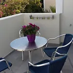 5bedroom In Vila *