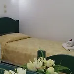5bedroom In Villa Perissa (Santorini)